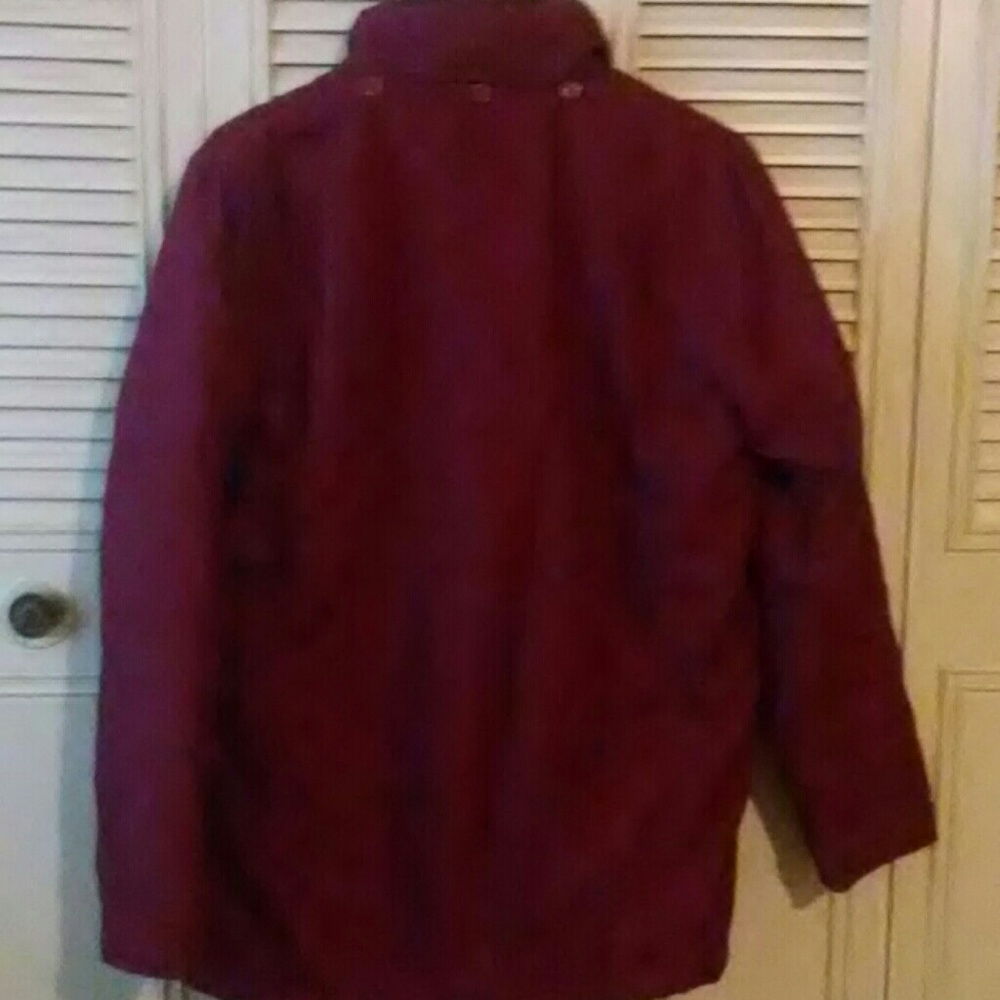 Red jacket - Picture 4 of 4